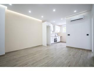 Pis  Travau. Piso en venta