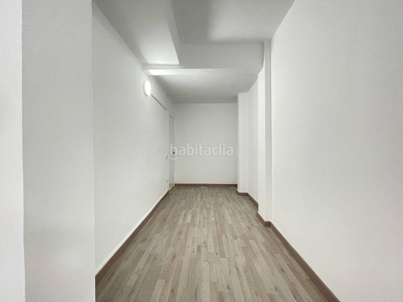 Foto 8f271889-ffc6-4c6e-ba99-e956b0478e29. Alquiler local comercial en calderón de la barca 37 local comercial en alquiler! en Barcelona