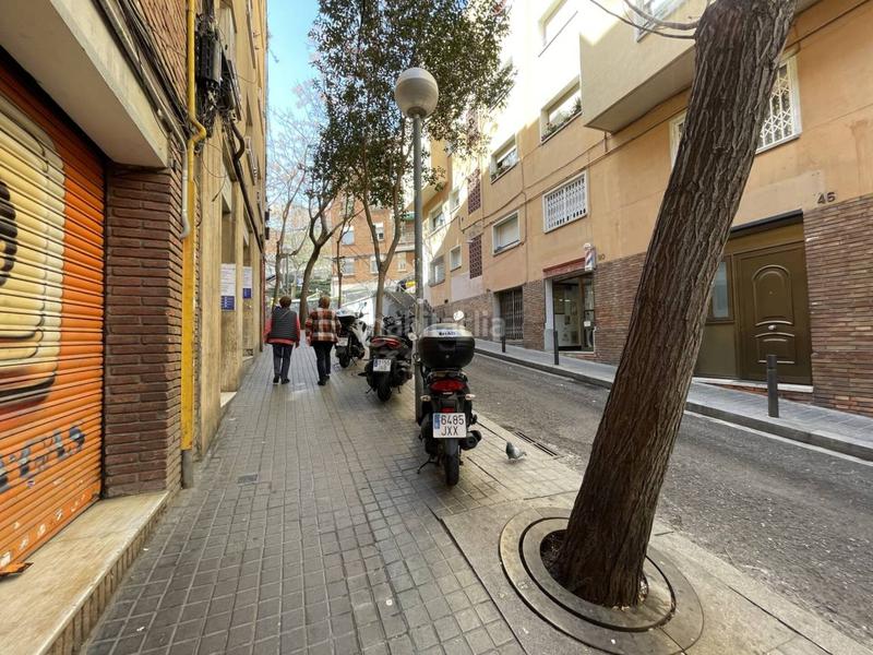 Foto e5c9e701-57eb-4af6-9da8-6c1abbadf1f5. Lloguer local comercial a calderón de la barca 37 a Barcelona