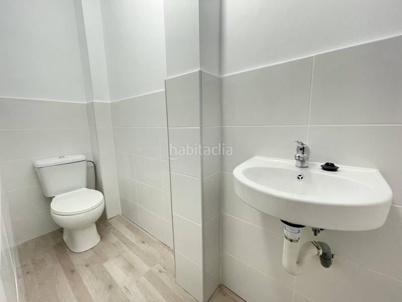 Foto 045ed84d-c205-4f52-88d3-5dc359e5f917. Location local commercial dans calderón de la barca 37 dans Barcelona