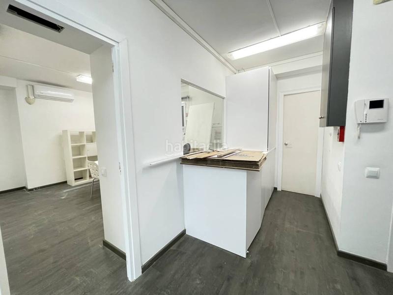 Foto b7d0215e-35a6-44a4-b6a3-84a1b72ea0bb. Location bureau avec chauffage dans El Camp d´en Grassot i Gràcia Nova Barcelona