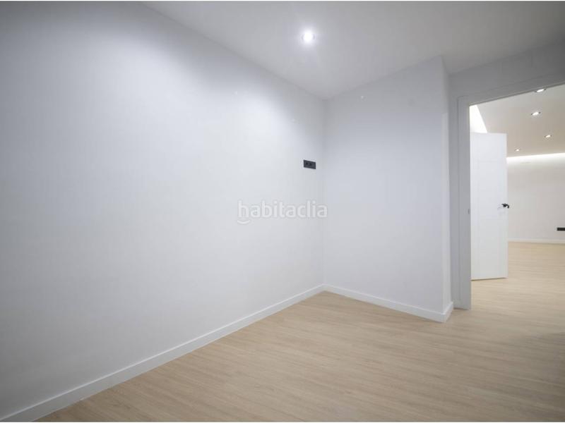 Foto 7ea2760b-6eb6-49ab-9966-f066368052a0. Pis a Baix Guinardó Barcelona