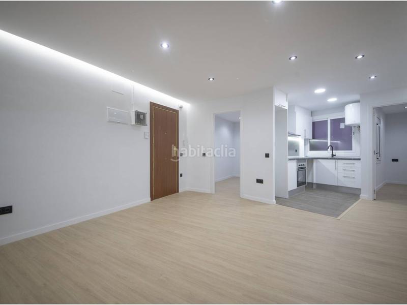 Foto f939807a-5bef-4d14-b68f-c66f9e242cd3. Pis a Baix Guinardó Barcelona