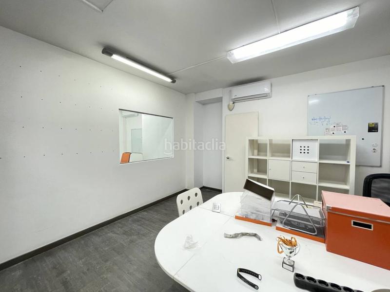 Foto f436fa91-58d3-47ab-bdf2-fde94fe4aab9. Location bureau avec chauffage dans El Camp d´en Grassot i Gràcia Nova Barcelona