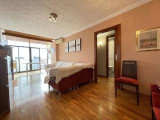 Location Appartement  Marqués de san mori 141. Piso en alquiler!