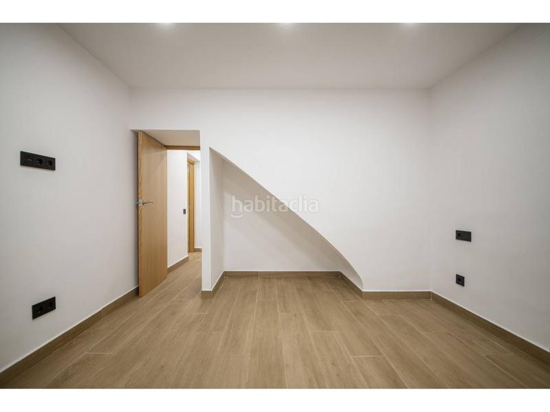 Foto 060d5471-410d-4569-9832-ec3dd8e71f3c. Studio in santa amalia 13 in Horta Barcelona