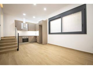 Studio  Santa amalia 13. Estudio en venta en horta08031