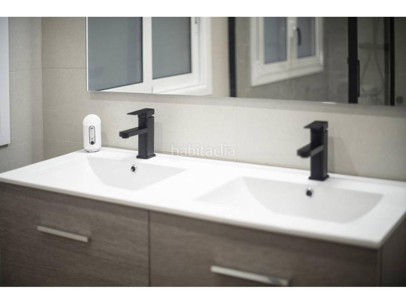 Foto c4139628-13e7-4266-80d2-003f3b357492. Studio in santa amalia 13 in Horta Barcelona