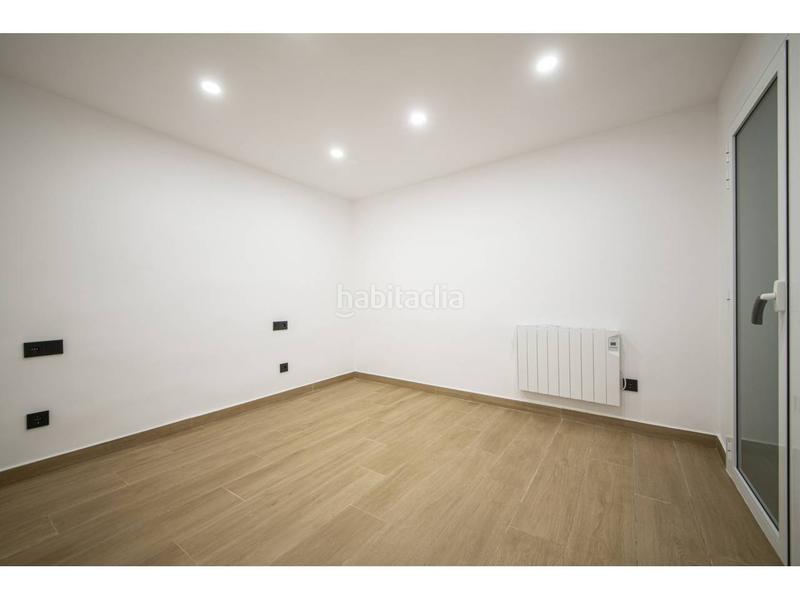 Foto f04e1b08-9f26-4ff0-a662-837c52fe004c. Studio in santa amalia 13 in Horta Barcelona