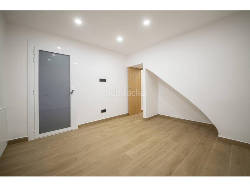 Foto fec8db31-eabc-46f2-a286-c7643cfce90d. Studio in santa amalia 13 in Horta Barcelona