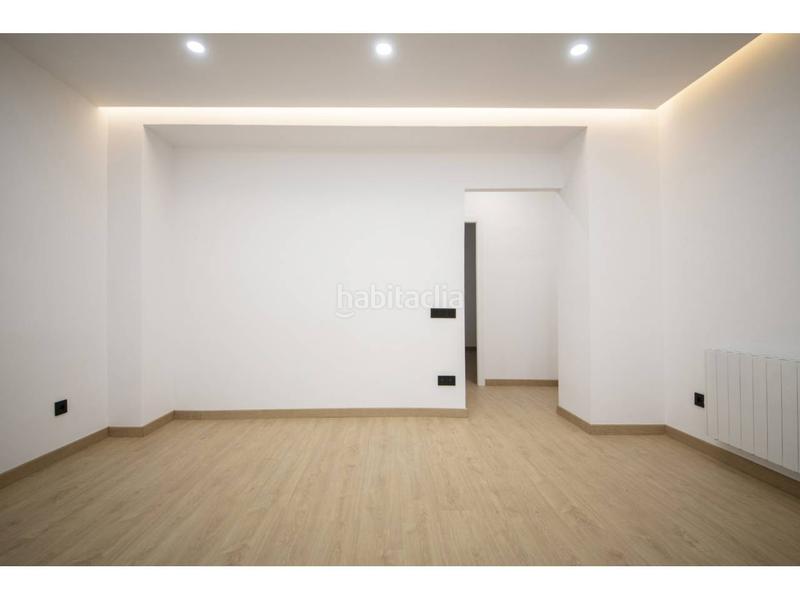 Foto 7b918796-5122-43ae-a717-faab3db62bbf. Pis a badal 33 a La Bordeta Barcelona