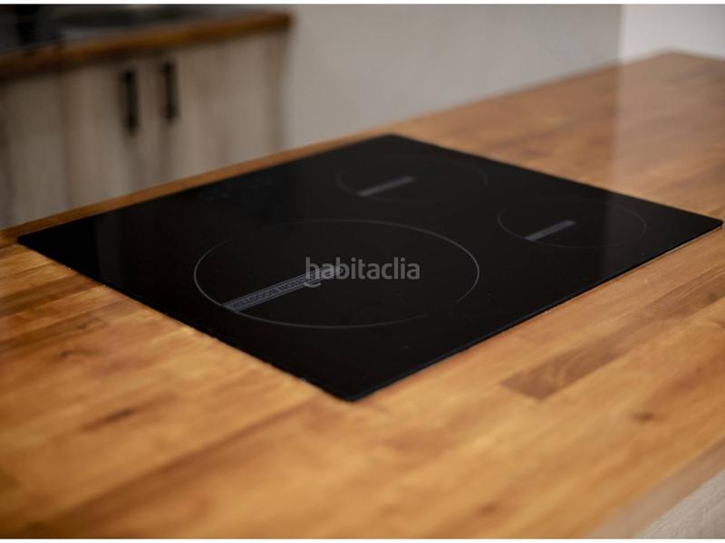 Foto 1879c3e8-f27a-402e-8939-0f0ce08797fe. Dúplex en gomis 60 duplex en venta en el putxetel farró08023 en Barcelona