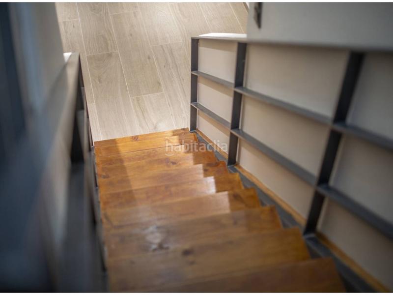 Foto 497f080b-911d-49ad-b052-972b389b769a. Dúplex en gomis 60 duplex en venta en el putxetel farró08023 en Barcelona