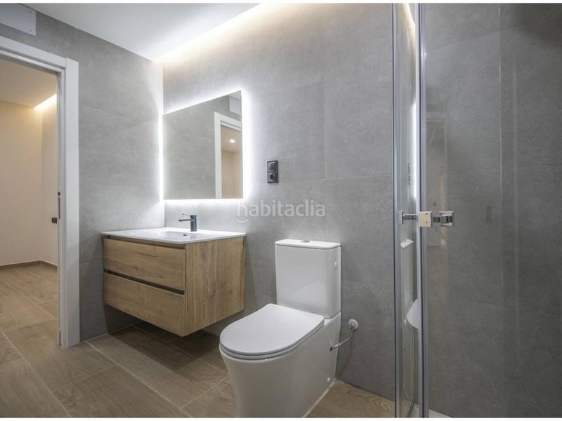 Foto 68e3e342-3791-4f75-be1e-08f35779d0db. Dúplex en gomis 60 duplex en venta en el putxetel farró08023 en Barcelona