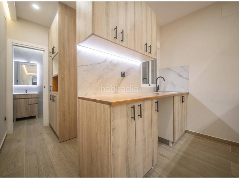 Foto 9c815930-2bd5-44d6-aea9-5e7a870a1273. Dúplex en gomis 60 duplex en venta en el putxetel farró08023 en Barcelona