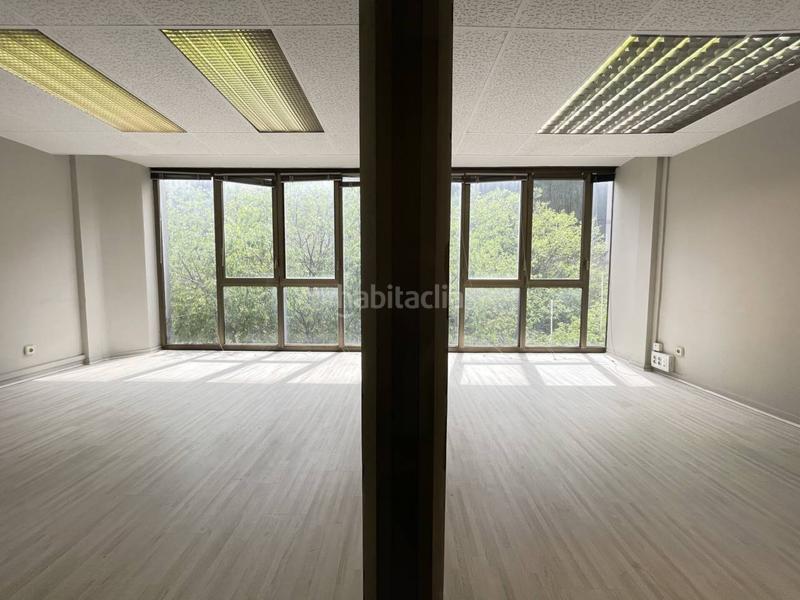 Foto 7094c3d2-e048-4428-b946-bf8503cb5f47. Miete büro in aragó 139 in La Nova Esquerra de l´Eixample Barcelona