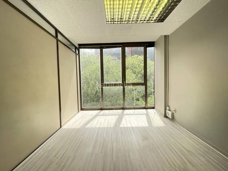 Foto d9783d11-2e44-4639-91fe-647726ecc57c. Miete büro in aragó 139 in La Nova Esquerra de l´Eixample Barcelona