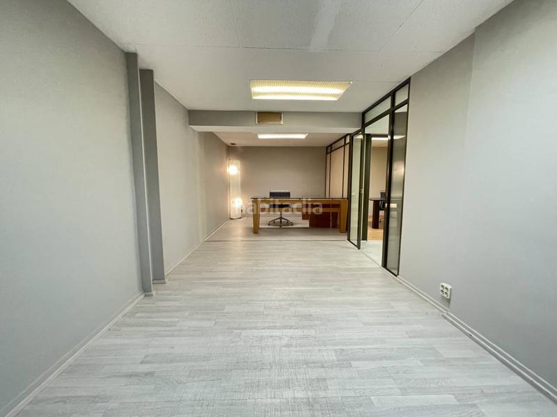 Foto ee2d3f91-4e1d-416c-b483-d235efa84e0f. Miete büro in aragó 139 in La Nova Esquerra de l´Eixample Barcelona