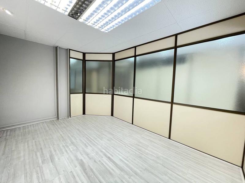 Foto d2d48e0b-349e-4085-acaf-a7f530da813f. Rent office space in aragó 139 in La Nova Esquerra de l´Eixample Barcelona