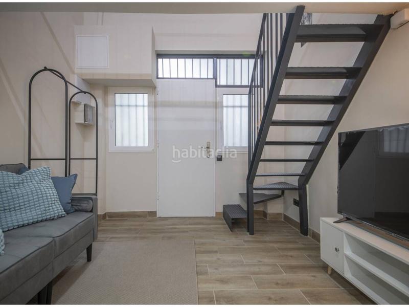 Foto 6351a2e8-1b23-4021-8303-d428788e2206. Piso inmueble en venta en el carmel08032 en La Font d´en Fargues Barcelona