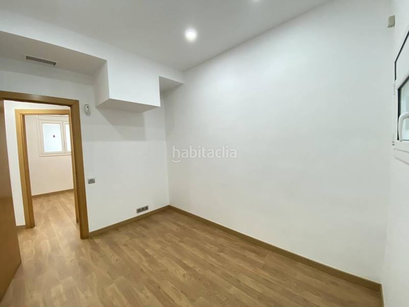 Foto 57052645-c5e5-4a01-90d8-17d1b45d1e71. Estudi a aragó 43 a La Nova Esquerra de l´Eixample Barcelona