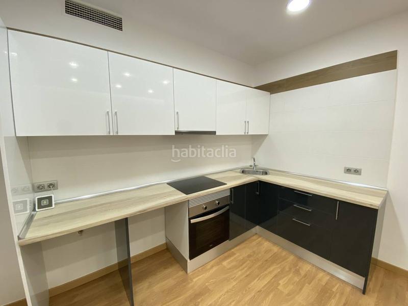 Foto 65272b77-f324-4603-8ad0-a6cce80c4e8d. Estudi a aragó 43 a La Nova Esquerra de l´Eixample Barcelona