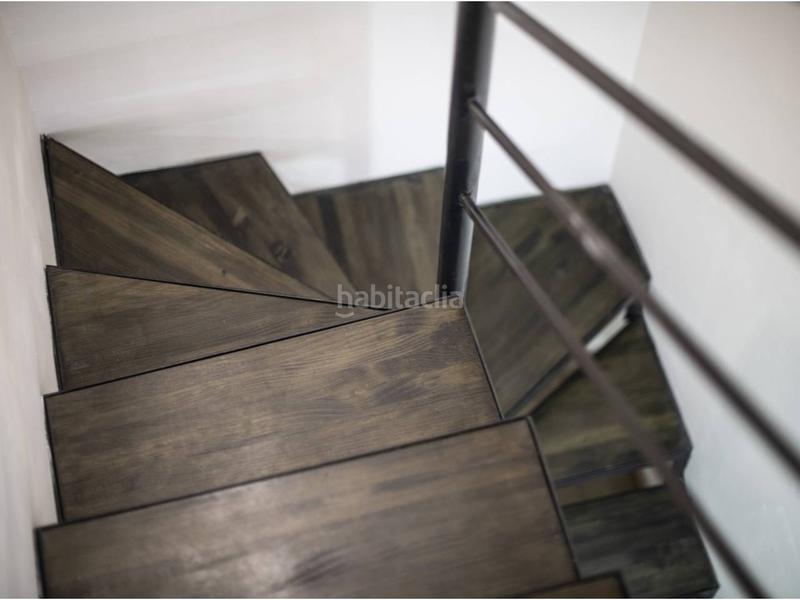 Foto 31c1572d-f9b0-4329-bddf-71cde0609db0. Estudi a Porta Barcelona