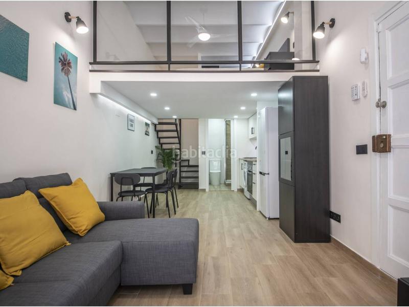 Foto 3ed7cac4-6475-45a9-a2d3-9791e8882185. Estudi a Porta Barcelona