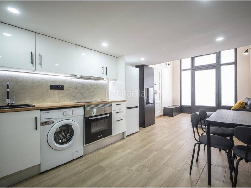 Foto 4019b024-732e-4895-9c1d-725a3a1ae4ea. Estudi a Porta Barcelona