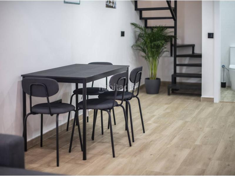 Foto 6c23304d-4ca3-4b8c-b1c6-ecfee609108e. Estudi a Porta Barcelona