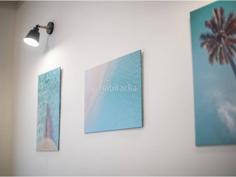 Foto f8ca9c00-9871-43c9-8f5e-bfd3fb925acb. Estudi a Porta Barcelona