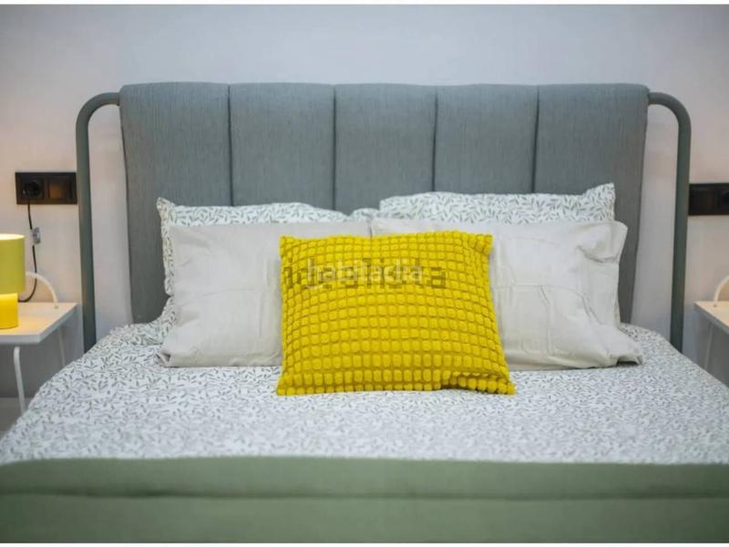 Foto 77650dcb-e5b8-41a9-8c93-dbc876bbe7af. Estudi a Barri de les Corts Barcelona