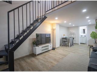 Etagenwohnung in La Font d´en Fargues. Inmueble en venta en el carmel08032