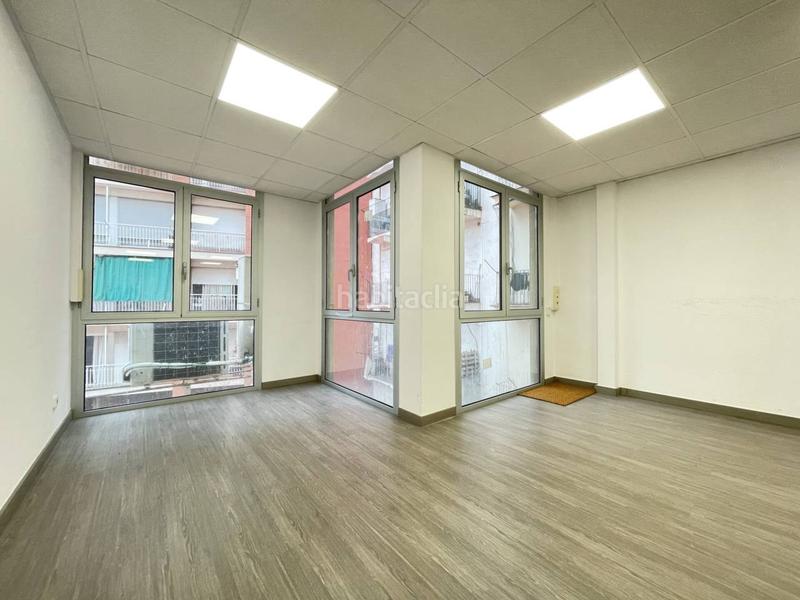 Foto 630d4710-d939-4fc8-a7b4-dbc98a200c14. Miete büro mit heizung in La Nova Esquerra de l´Eixample Barcelona
