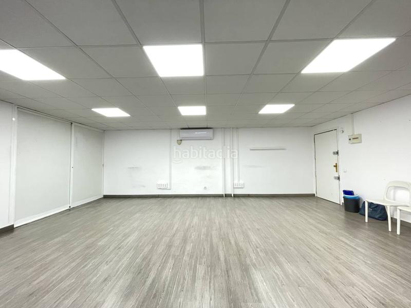 Foto 813e9ae4-0321-48d5-a669-f1093f2b808b. Miete büro mit heizung in La Nova Esquerra de l´Eixample Barcelona