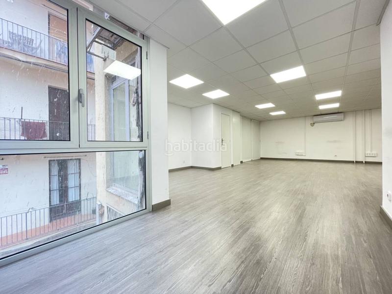 Foto 4bafb86c-1e40-4388-88d5-e3d211635c76. Rent office space in aragó 139 in La Nova Esquerra de l´Eixample Barcelona