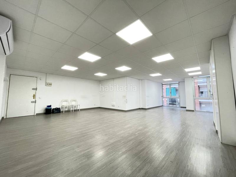 Foto b53a0154-8143-4d5f-bb18-cb3afb2024cc. Rent office space in aragó 139 in La Nova Esquerra de l´Eixample Barcelona