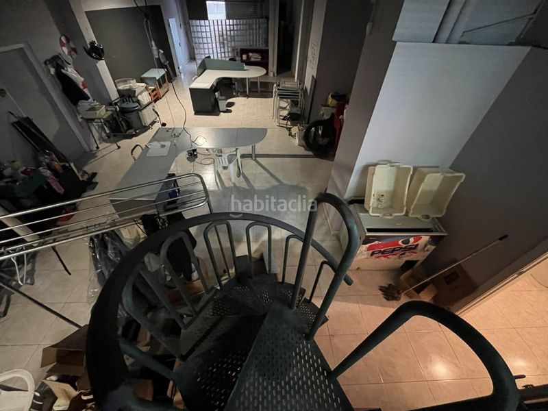 Foto e361176e-fc4b-4be2-a7be-8f1f0418be9f. Lloguer local comercial a calle general weyler 121 a Badalona
