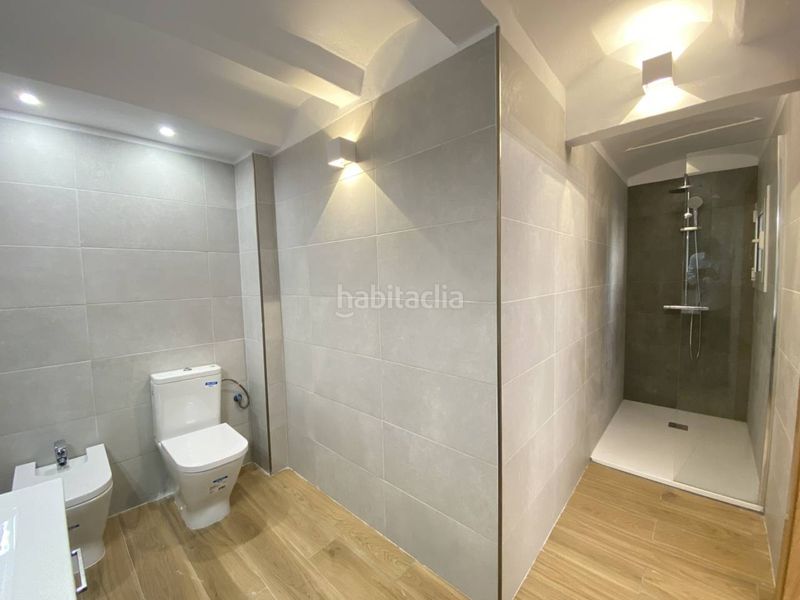 Foto c0586bb3-e69d-4038-b7bf-cde97dc3efd1. Dúplex a Putget - Farró Barcelona