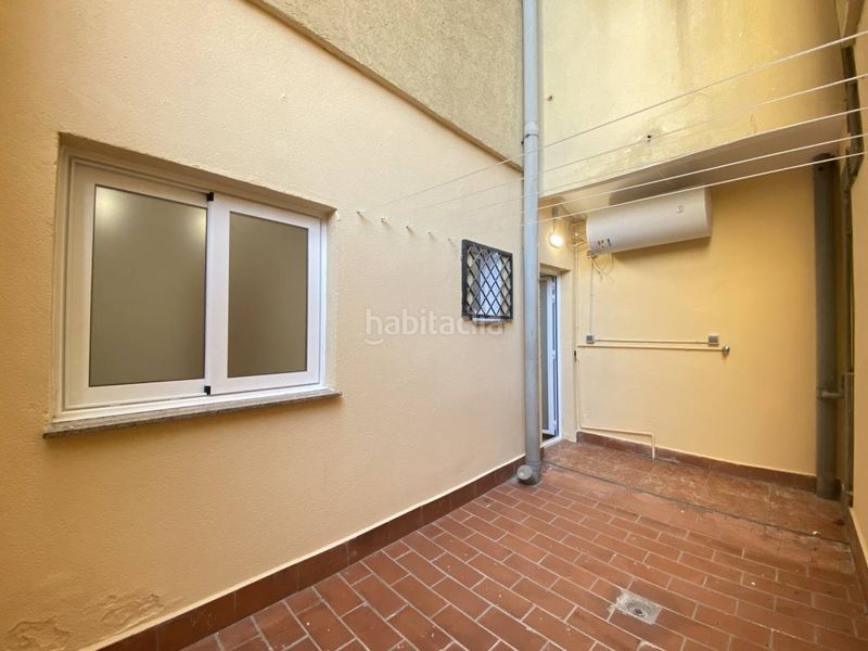 Foto c4e43dd6-a3ad-4f38-bf44-b4158cd9d4a5. Dúplex a Putget - Farró Barcelona