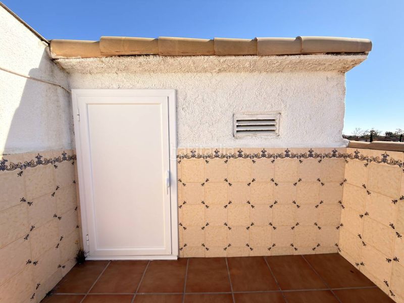 Foto b90d8dfd-0a56-4442-9a49-31c05b6541b1. Pis amb calefacció aparcament a el castell de Cubelles Cubelles