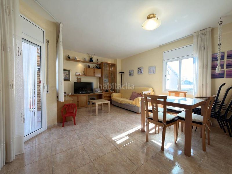 Foto 5faada73-62a8-45c4-8d4c-e18de2b0d099. Pis amb calefacció aparcament a Maritim Cubelles