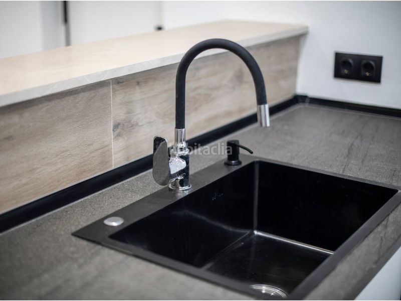 Foto 3b6a9545-6c0b-4cd3-be2d-1a35fdd4686f. Dúplex a El Camp d´en Grassot i Gràcia Nova Barcelona