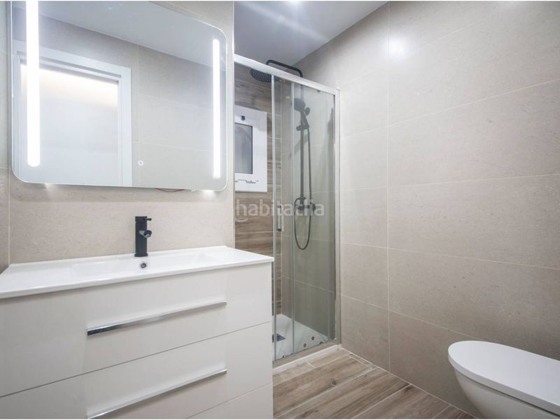 Foto 7693d80c-4a16-4efe-807a-2042239845c9. Dúplex a El Camp d´en Grassot i Gràcia Nova Barcelona