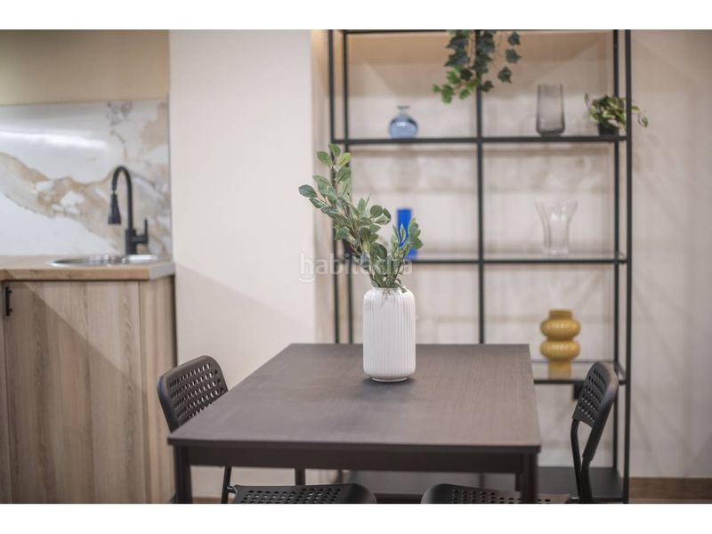 Foto aff1e34c-a6f4-4f86-8a40-858398896475. Dúplex amb calefacció a Carmel Barcelona