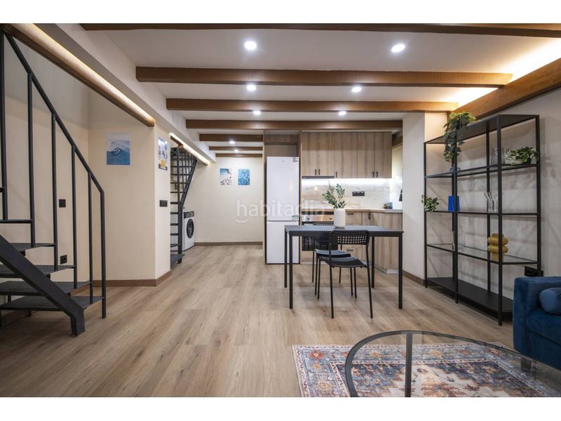 Foto 8280150e-1d80-40a3-ab0a-c2d08644f1e7. Dúplex amb calefacció a Horta Barcelona