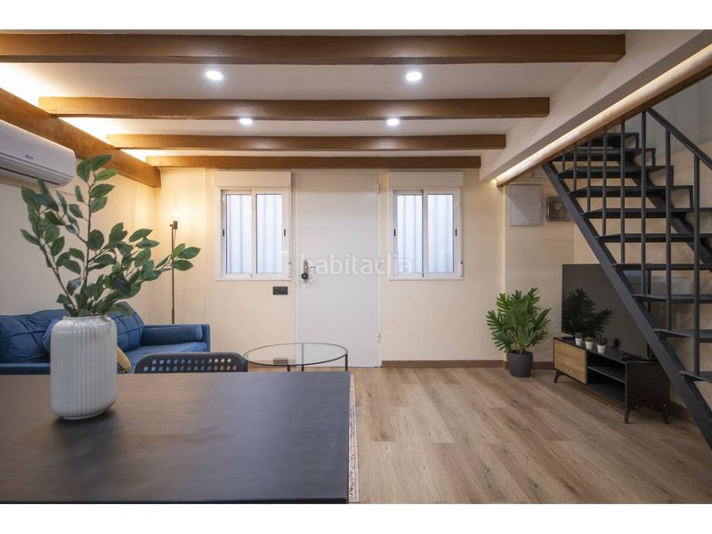 Foto 23300326-ad53-4ed9-a20c-3ed5ea7f1dc0. Dúplex amb calefacció a Turó de la Peira Barcelona