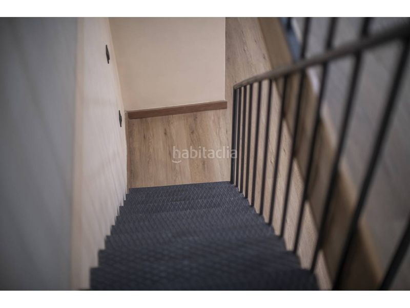 Foto dab41b87-6213-4230-9785-785737635acf. Dúplex amb calefacció a Turó de la Peira Barcelona