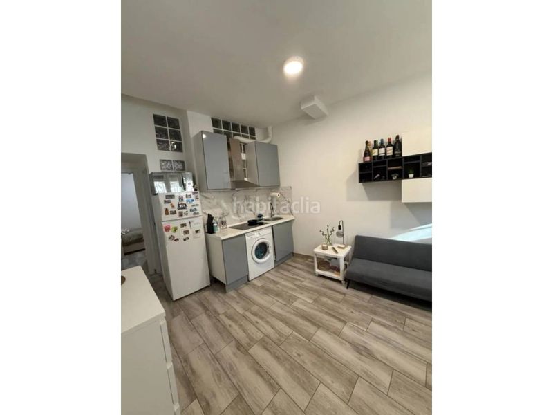 Foto 501b5415-13ce-4828-9a7d-1fdbb53e29a3. Estudi a El Pedró Cornellà de Llobregat