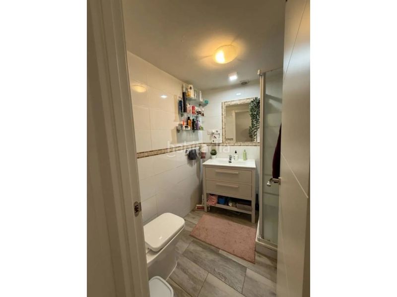 Foto 737b658d-fd3d-4334-bc18-0dd7958633f1. Estudi a El Pedró Cornellà de Llobregat